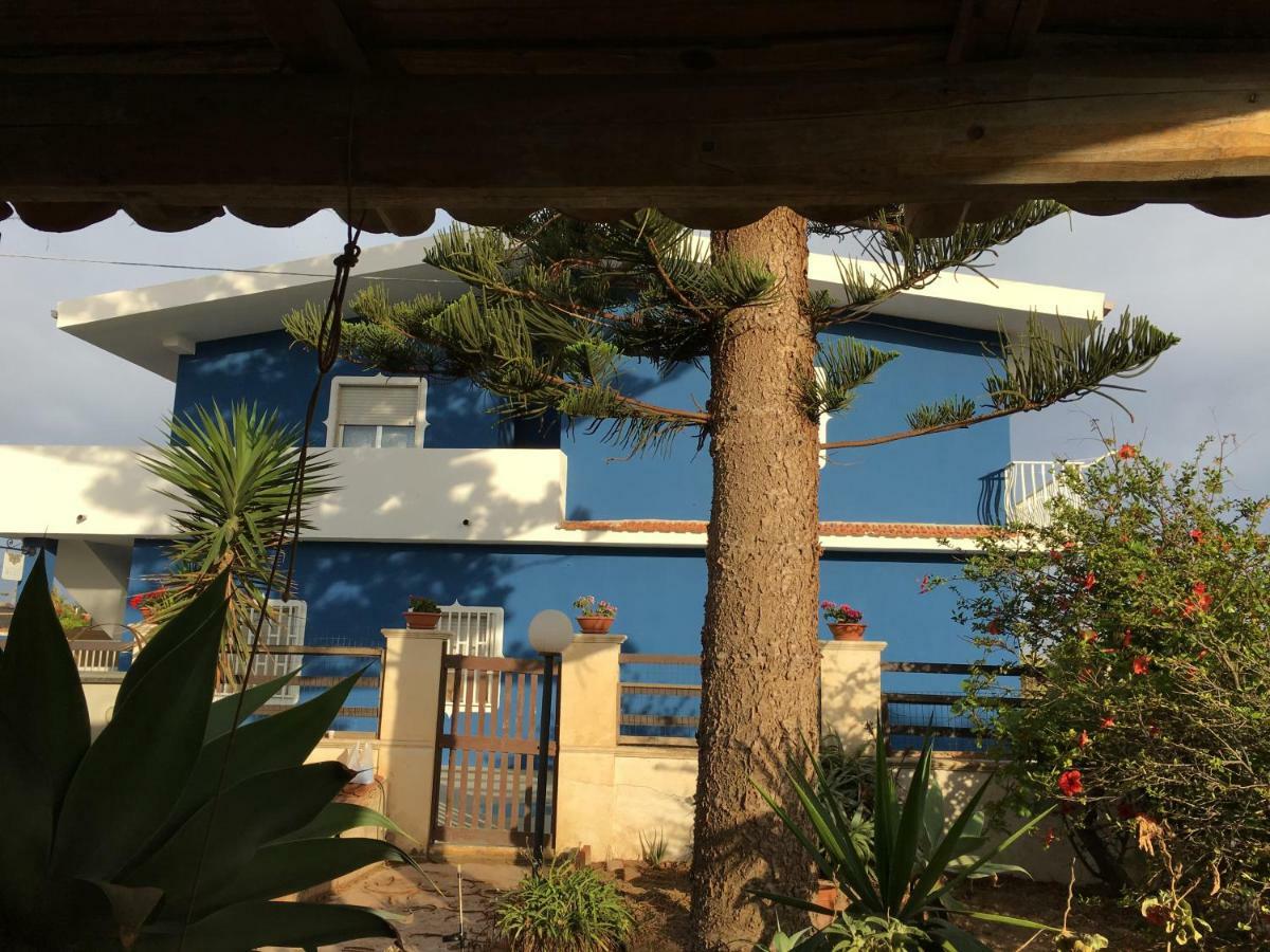 Casa Vacanze Anticaglie Punta Secca Exterior foto